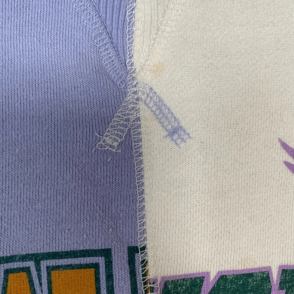 Aeropostale oversized crewnwck sweatshirt. Size xsmall. New York, Cali graphic - Picture 6 of 6